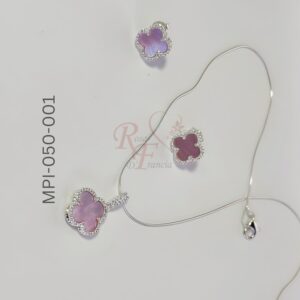 Juego de aretes con dije